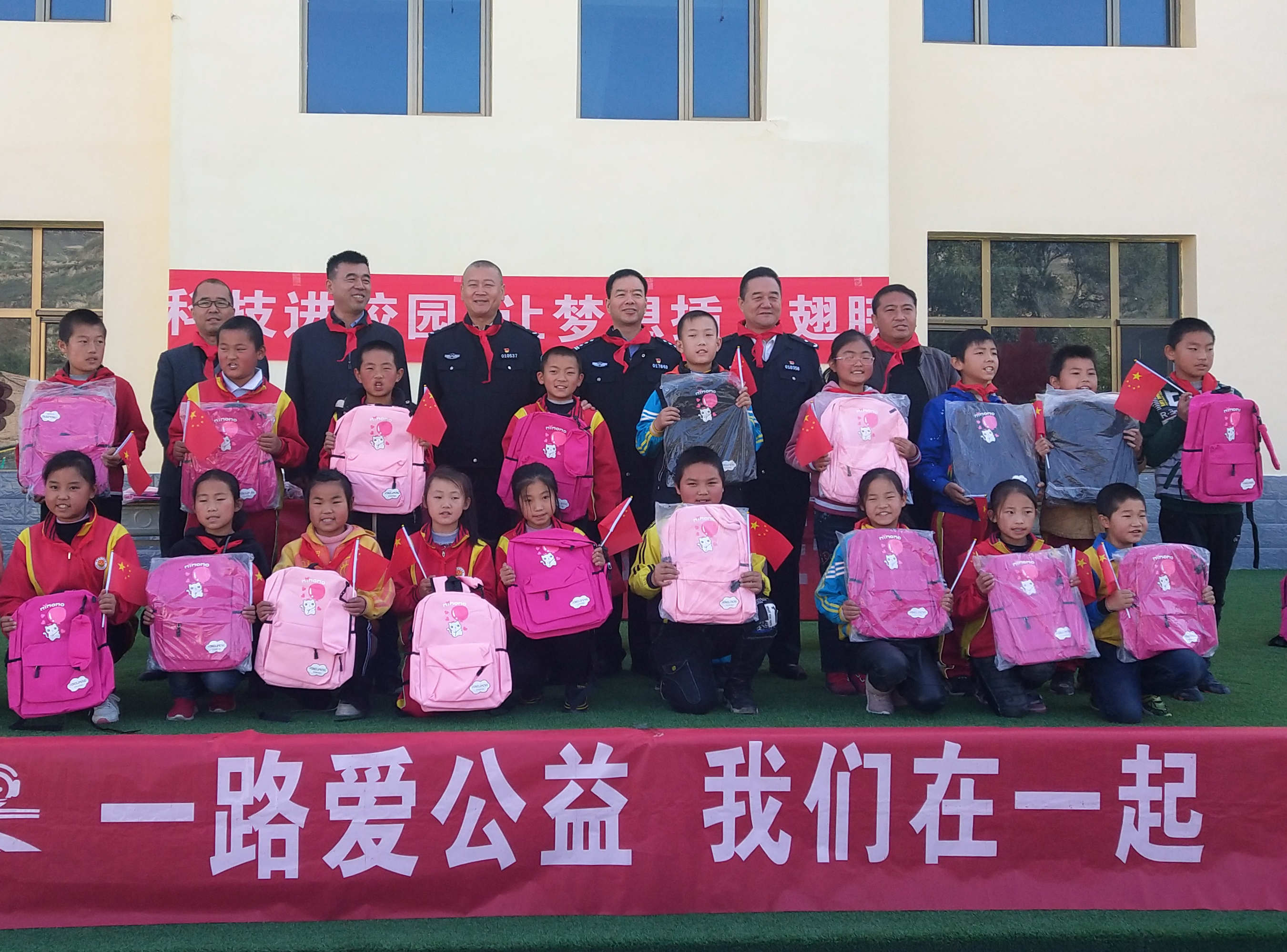 �f�A��۞�ˮ��С�W�͜�ů